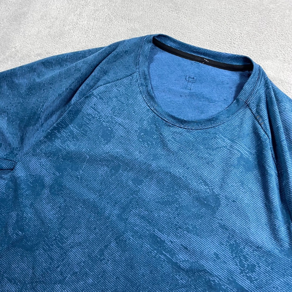 Lululemon Drysense Short Sleeve Training Shirt Blue Textured Mens Large